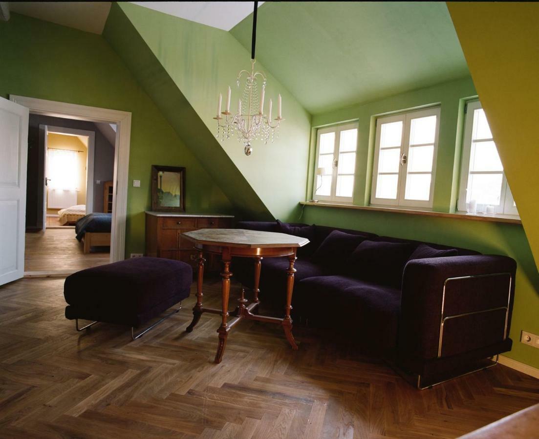 Gutshaus Altbauhof Appartement Dargun Buitenkant foto